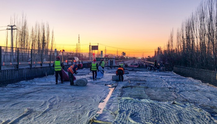 【“三抓三促”行動 ? 項目建設(shè)】生態(tài)潤澤川公司、河西生態(tài)公司在酒泉項目掀起冬季施工“攻堅戰(zhàn)”